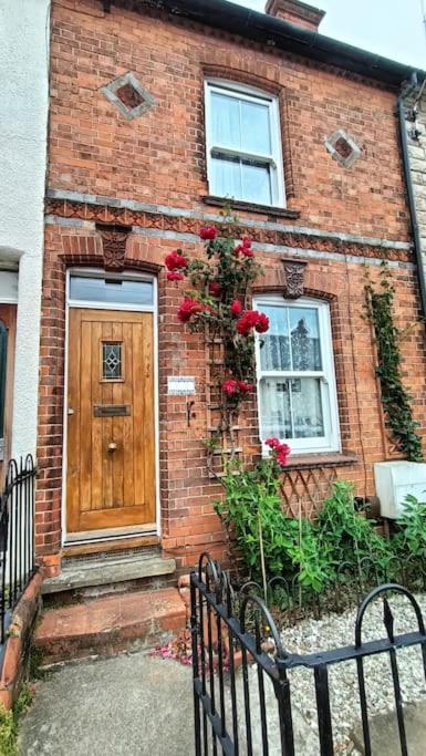 Cntrl Reading Modernized 3 Bedroom House Exterior foto
